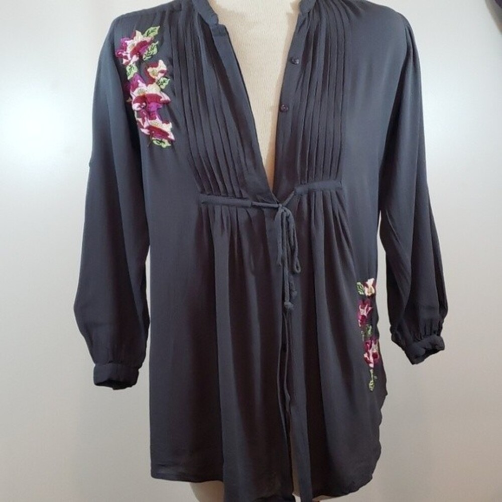 SOFT SURROUNDINGS Floral Button Front Top size XS